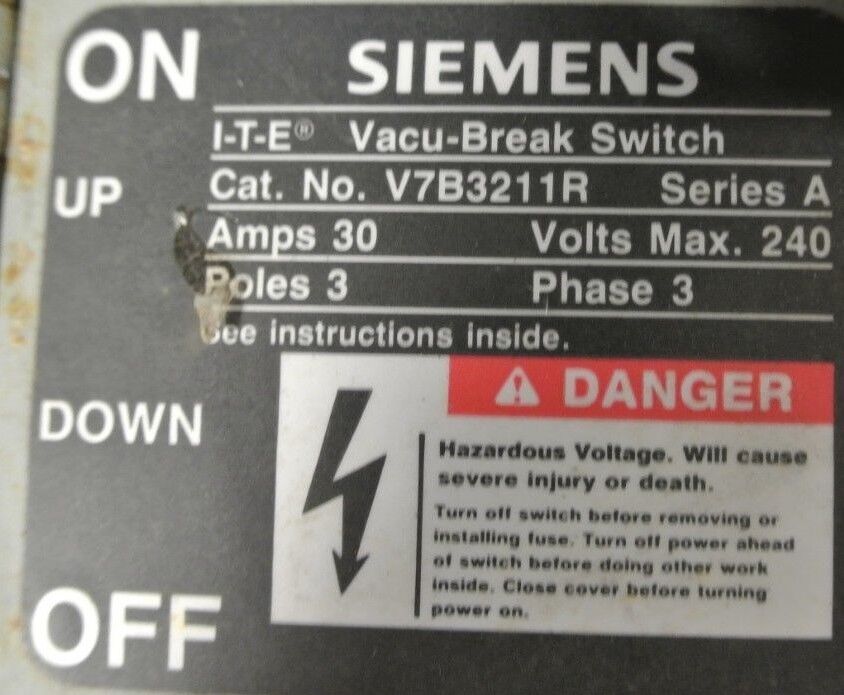 SIEMENS / I-T-E V7B3211R PANELBOARD SWITCH - 240V, 30A, 3-POLE
