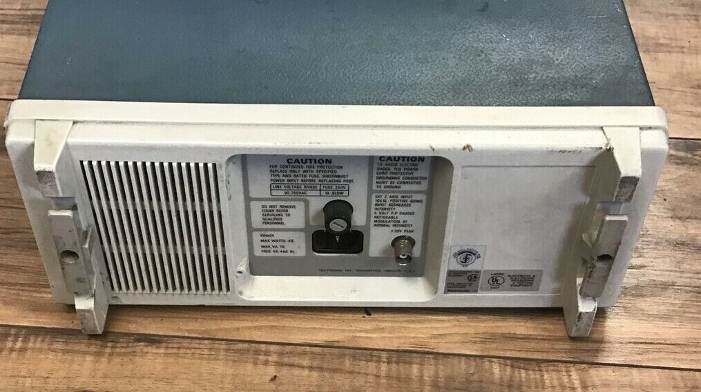 TEKTRONIX 2213A ANALOG OSCILLOSCOPE 250VAC