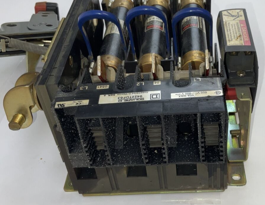 SQUARE D 9442TDF63 DISCONNECT SWITCH 60A 600VAC/DC SER.A 40566-040-51 FRS-R-35
