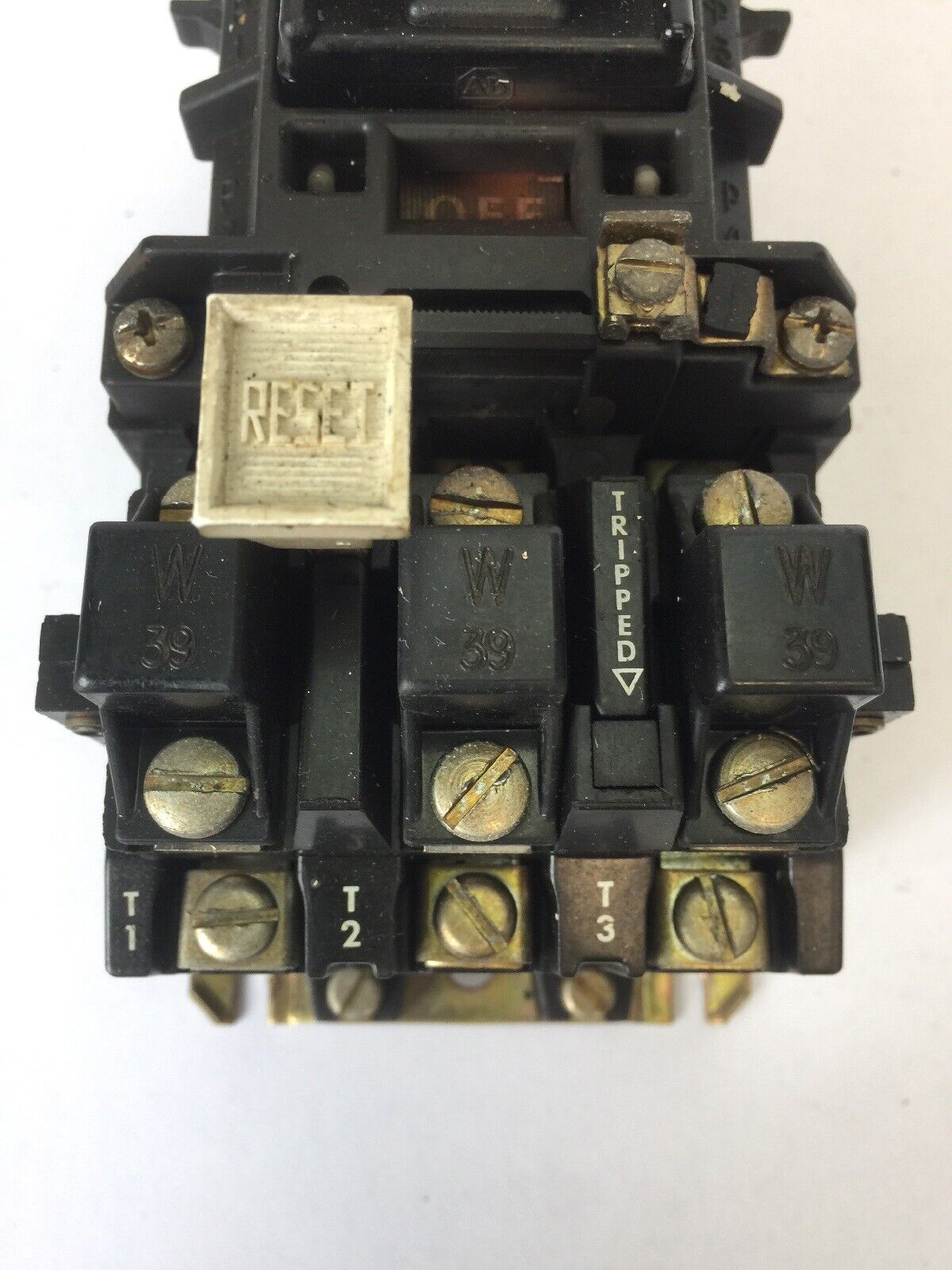ALLEN BRADLEY 509-B0D SIZE 1 STARTER 600VAC 27AMP 10HP W39 HEATERS 120V COIL