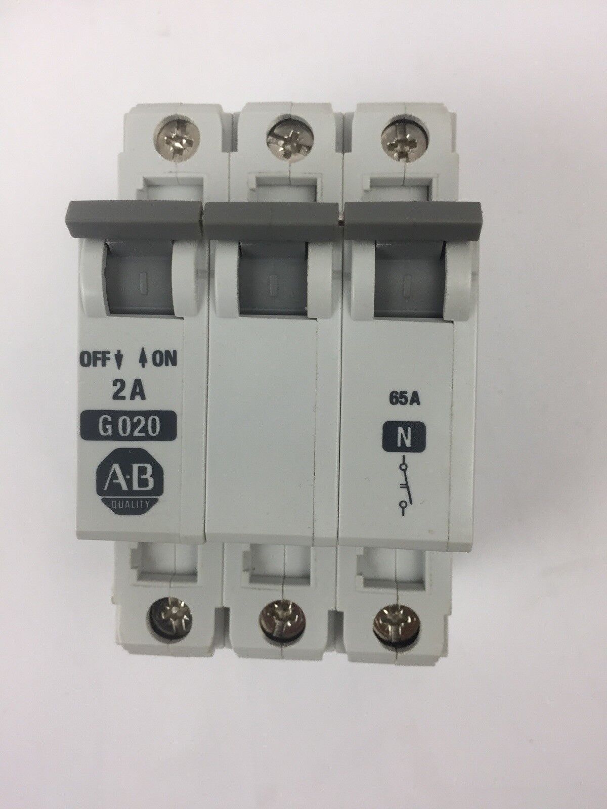 ALLEN BRADLEY 1492-CB2G020-N