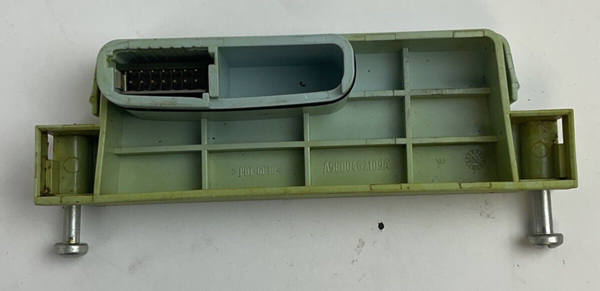 SIEMENS A5E00462109A END CONNECTOR PBT-GF30 ****LOTOF5****