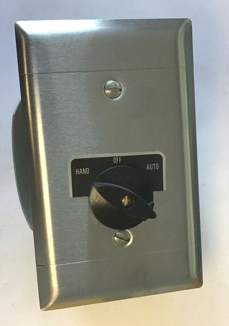 SQUARE D 9001 BF-112 FLUSH MOUNTED STATION 600V SER.A