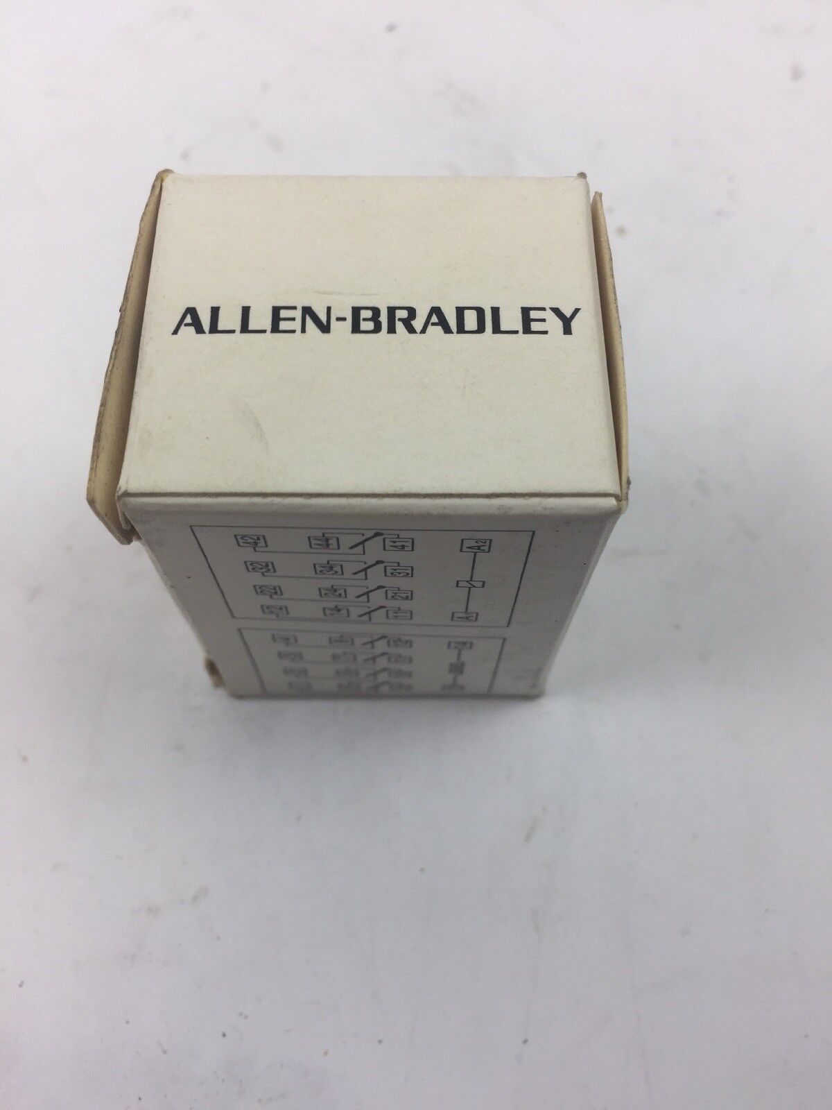 ALLEN BRADLEY 700HC54Z24 CONTROL RELAY 1A 4PDT 24VDC SERIES C