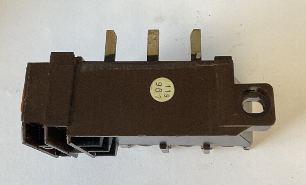 KLOCKNER-MOELLER Z2-24-CNA RELAY 600VAC
