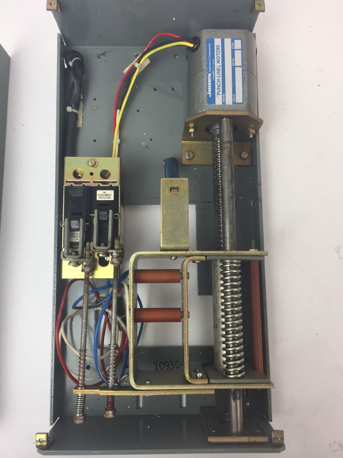 WESTINGHOUSE 5664D54G MOTOR OPERATOR FOR AB DE-ION CIRCUIT BREAKER 2 OR 3 POLE