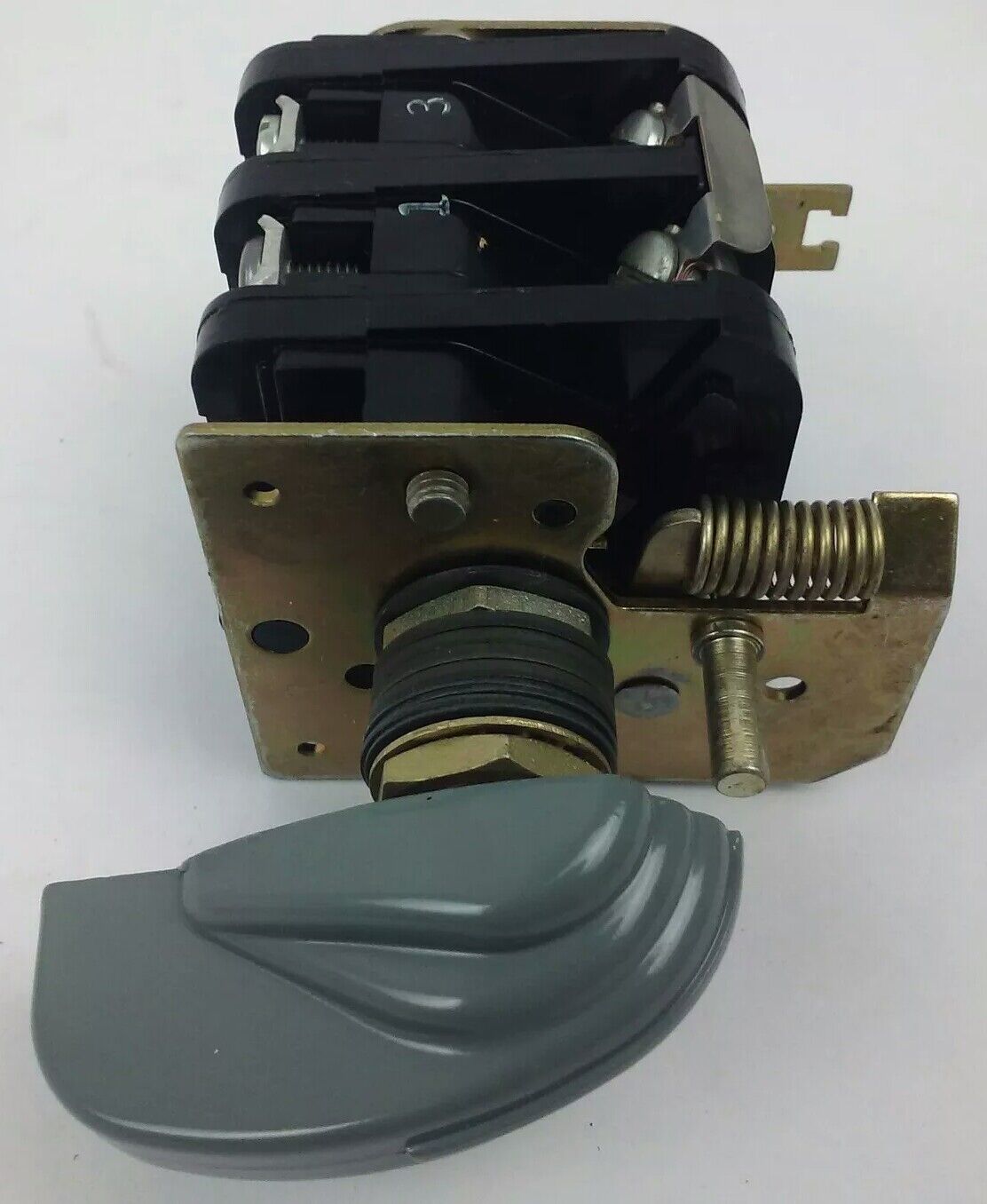 ALLEN BRADLEY BULLENTIN 806 H636759-1 SER. A, ROTARY PILOT SWITCH, 3 CIRCUITS