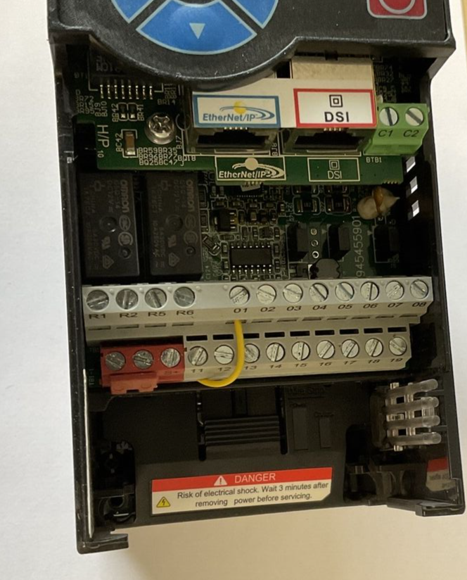 ALLEN BRADLEY 25B-D2P3N104 POWERFLEX 525 FRN:5.001 480V 1HP 2.3A SER.A