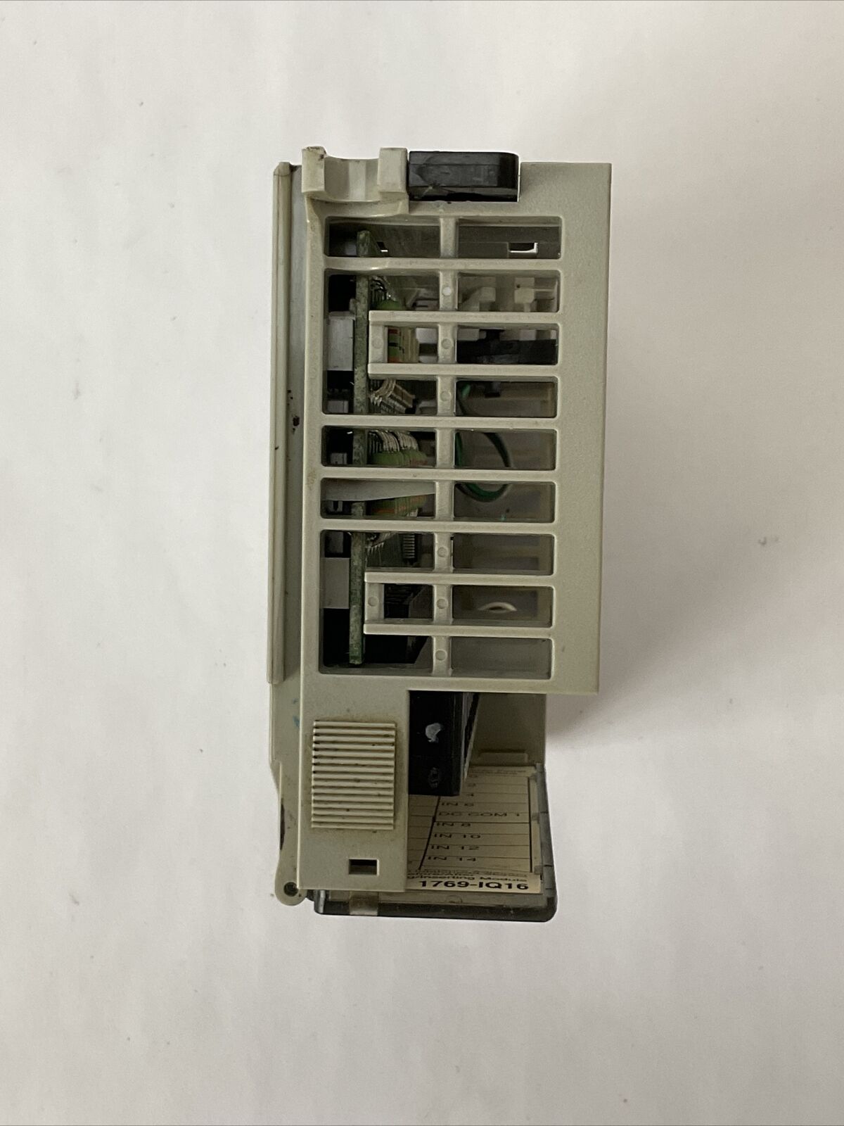 ALLEN BRADLEY 1769-IQ16 16PT INPUT MODULE SER A F/W REV 3.1 DIR/VER 95320743/03