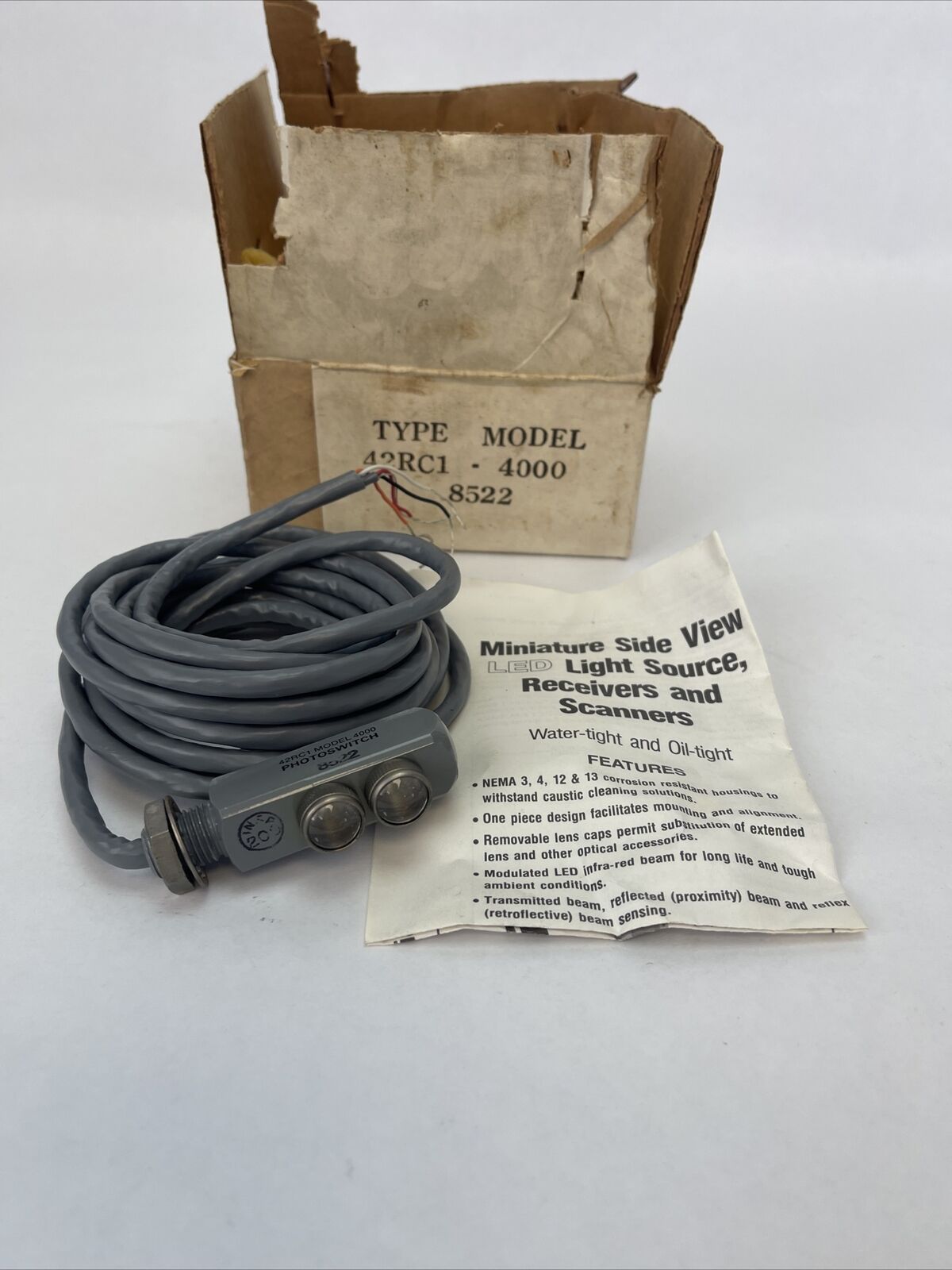 ALLEN BRADLEY TYPE 42RC1 MODEL 4000 PHOTOSWITCH 8522