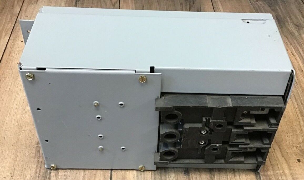 GENERAL ELECTRIC TYPE QMR PANELBOARD UNIT 60A 240V THFP222 MOD.1 250VDC