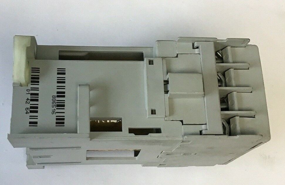 ALLEN BRADLEY 700-CF310D* SER.A 600VAC 25A 3PH CONTROL RELAY