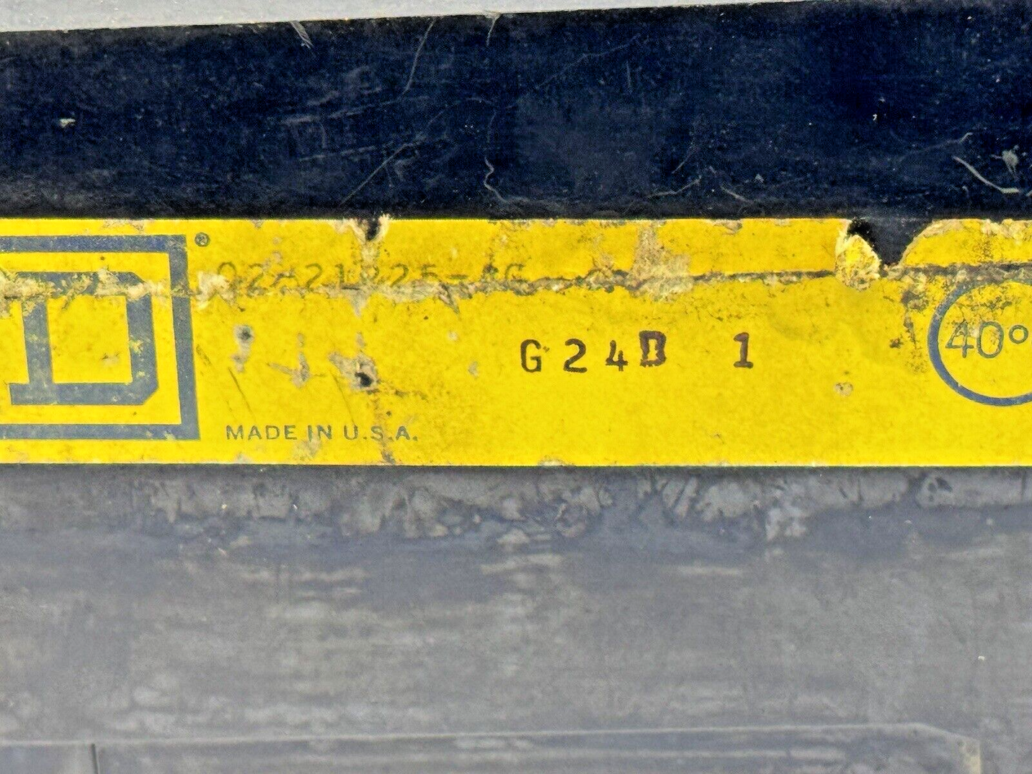 SQUARE D - Q221175AC - MOLDED CASE CIRCUIT BREAKER - 2 POLE/ 175 A/ 240 VAC