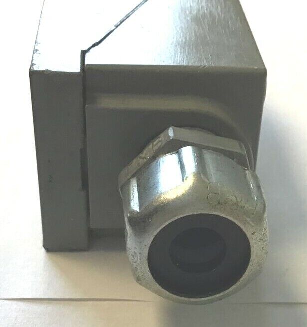 ALLEN BRADLEY 802T-WSP OILTIGHT LIMIT SWITCH SER.J