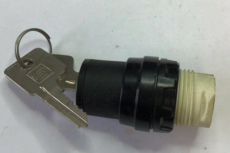 SQUARE D 9001 D3L20 ROTARY KEY SWITCH