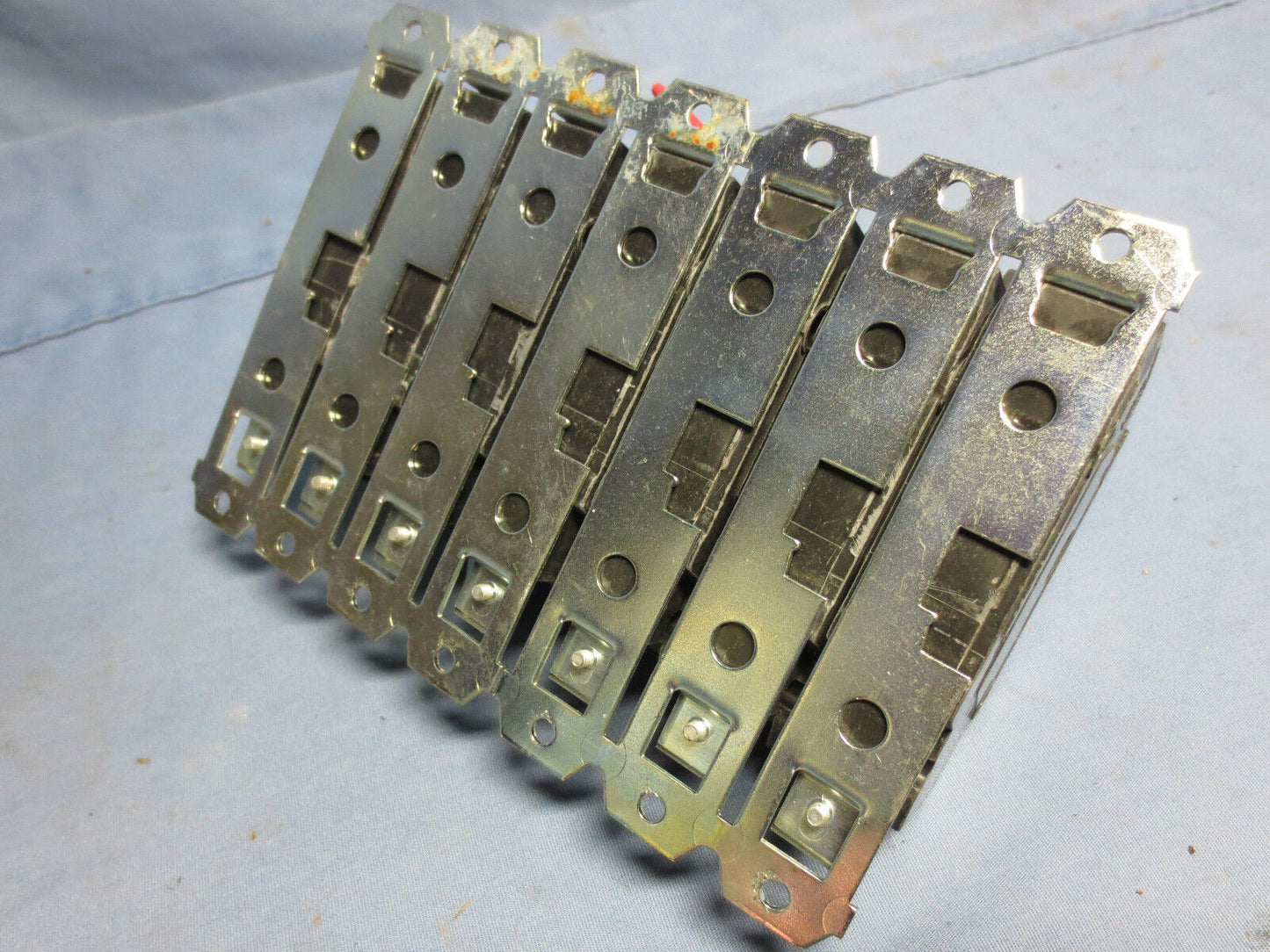 GE CIRCUIT BREAKERS 15A (2) 2-POLE, (1) 3-POLE on RACK - THHQC TYPE