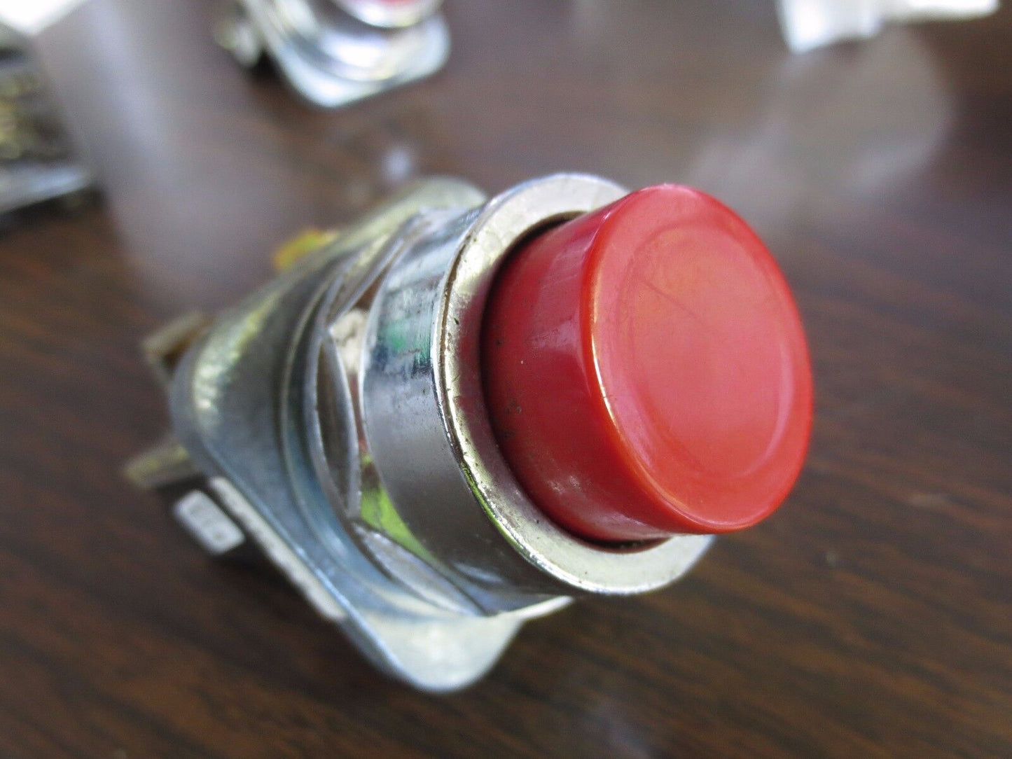 FURNAS 52PA8B2 Ser. F - PUSH BUTTON, RED