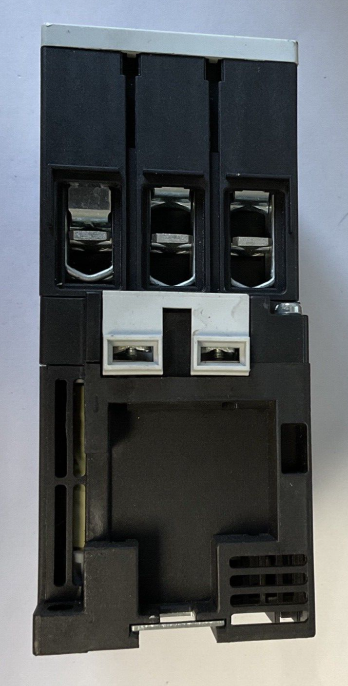 SIEMENS 3RT1034-1BB40 CONTACTOR 50/60HZ 45A 600VAC
