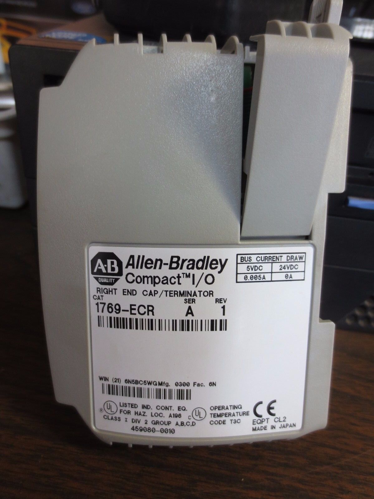ALLEN-BRADLEY 1769-ECR COMPACT I/O RIGHT END CAP / TERMINATOR