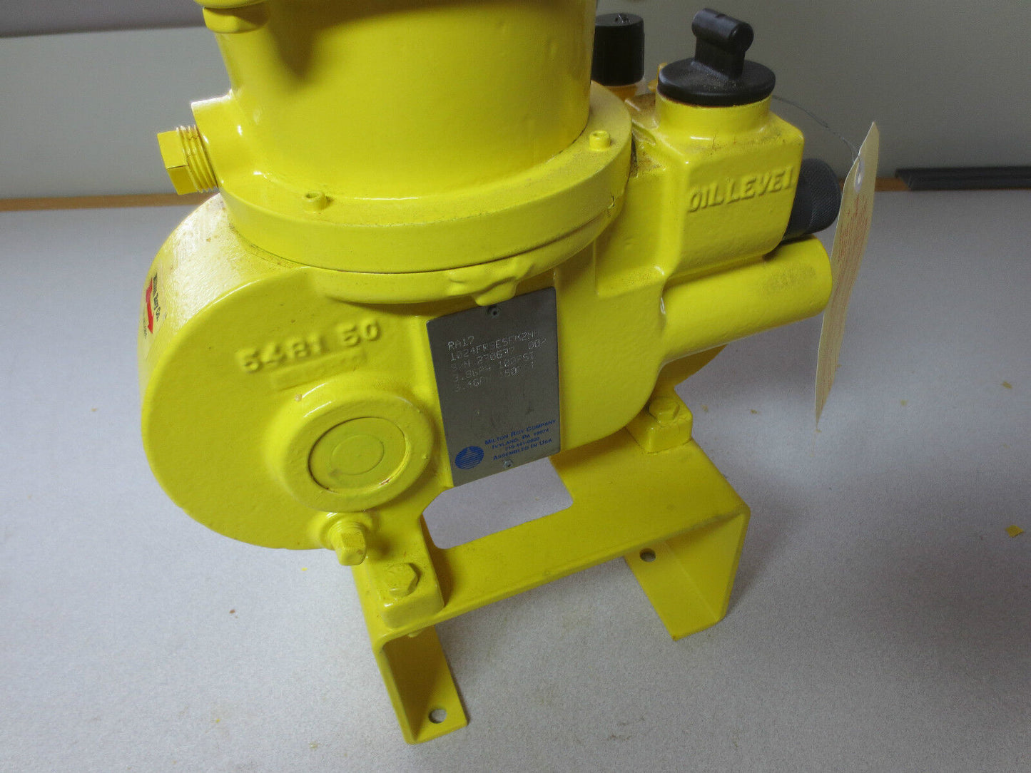 MILTON ROY 1024FRSESEM2NB RA17 METERING PUMP w/ RELIANCE S2000 MOTOR