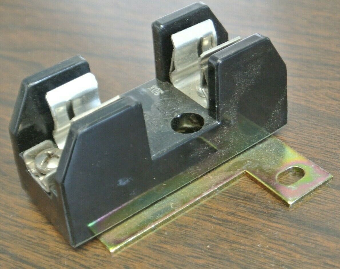 SQUARE D CLASS 9070 AP-1 FUSE BLOCK ASSEMBLY 30A / 250V / NEW SURPLUS 9080 PF-1