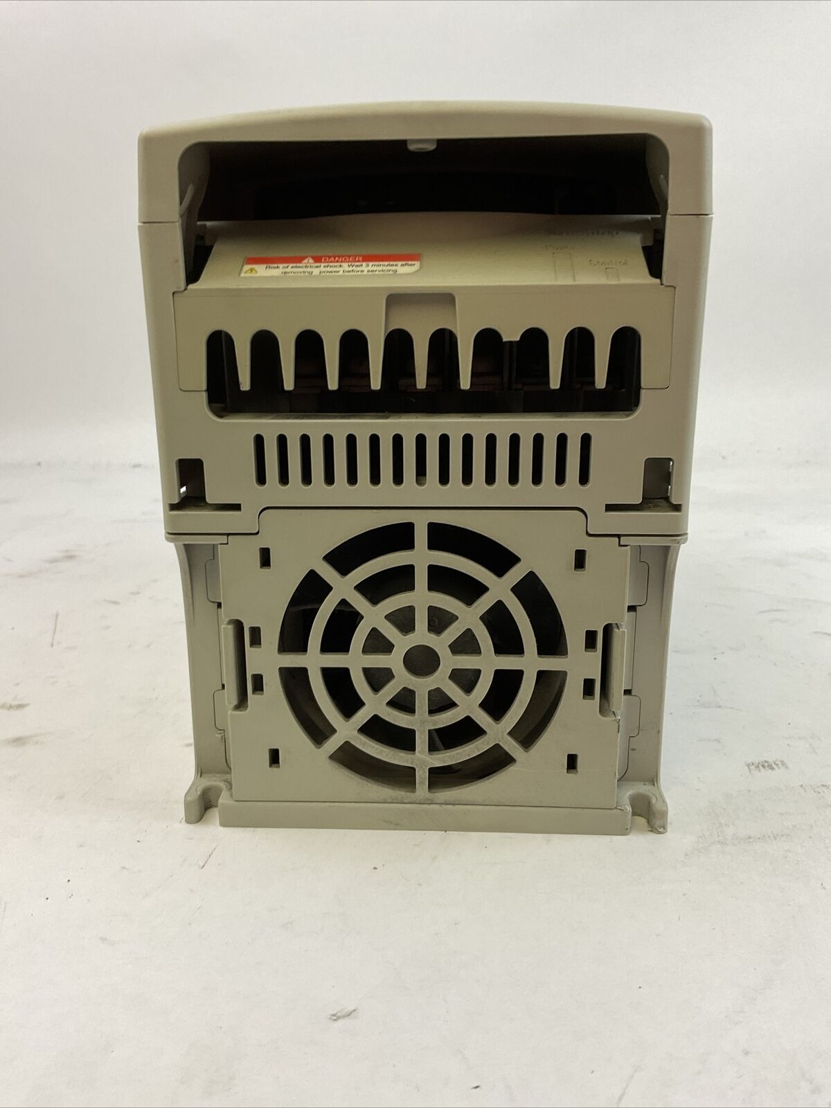 ALLEN BRADLEY 22C-D022N103 AC DRIVE SER A FRN 6.01 OUTPUT 0-460VAC