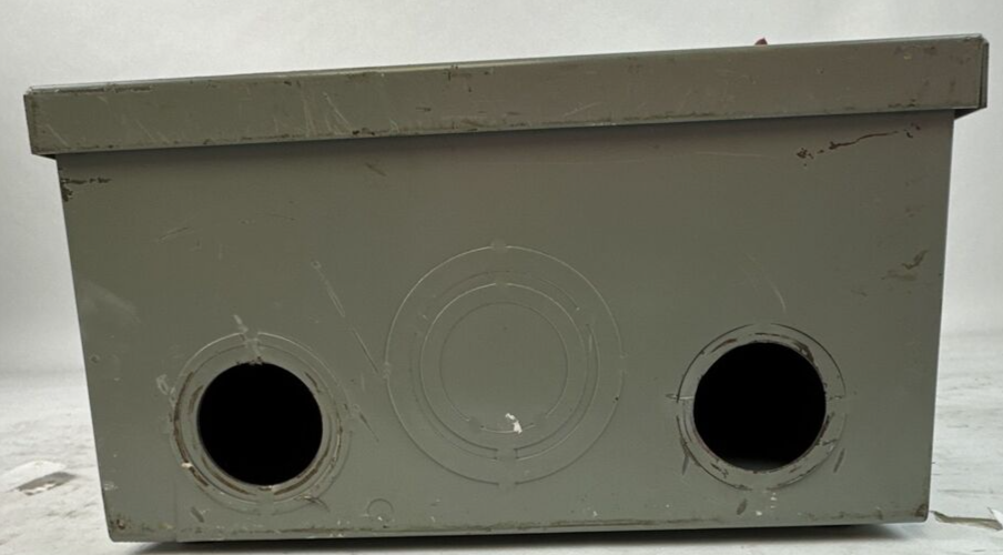 GE TG4323 FUSIBLE SAFETY SWITCH MOD 6 100A 240VAC 3PH 30HP 250VDC 20HP 3P TYPE 1