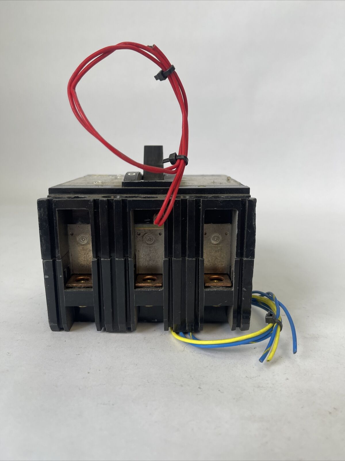 SQUARE D FHP361001253 CIRCUIT BREAKER 100AMP 600VAC 250VDC 3POLE