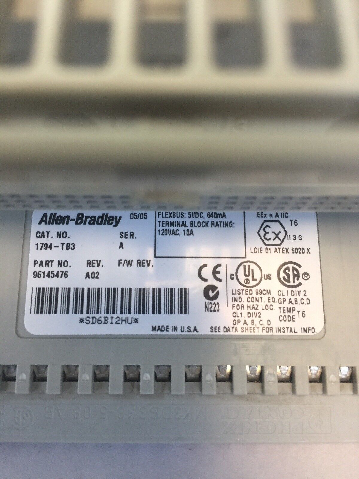 ALLEN BRADLEY 1794-TB3 FLEX I/O TERMINAL BLOCK SER A REV A02 5VDC 640mA