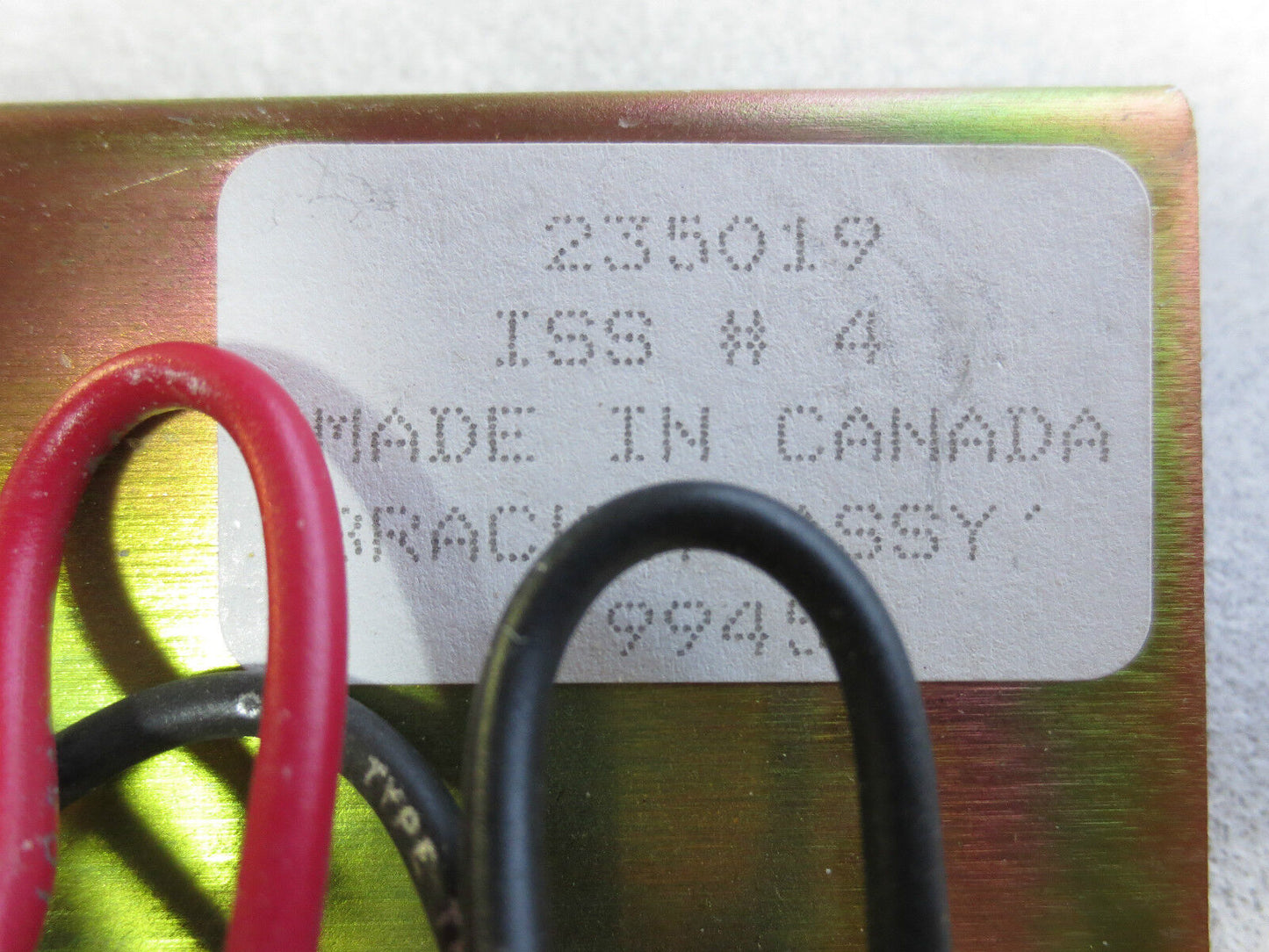 235019 BRACKET ASSEMBLY - ISS # 4 - 9945 - 3AG - 8AMP