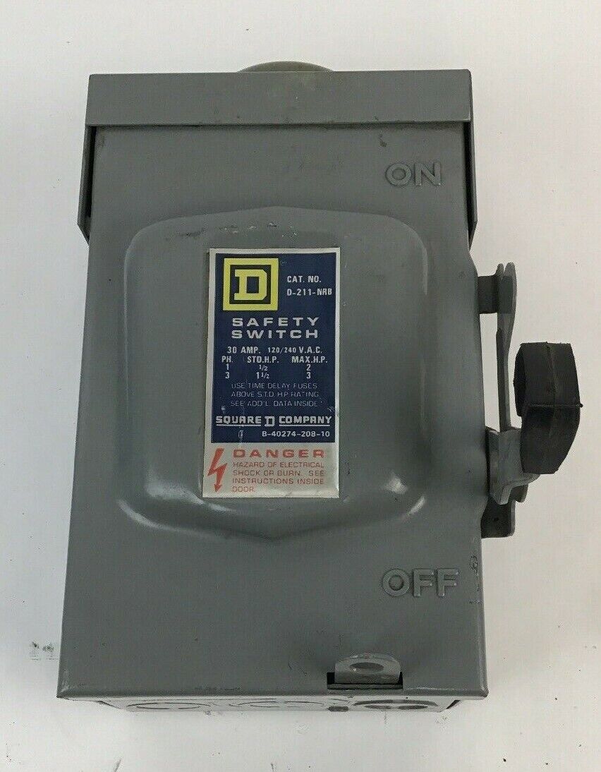 SQUARE D D-211-NRB SAFETY SWITCH 30AMP 120/240VAC 3PH 3HP MAX. SER.E1 RAINPROOF
