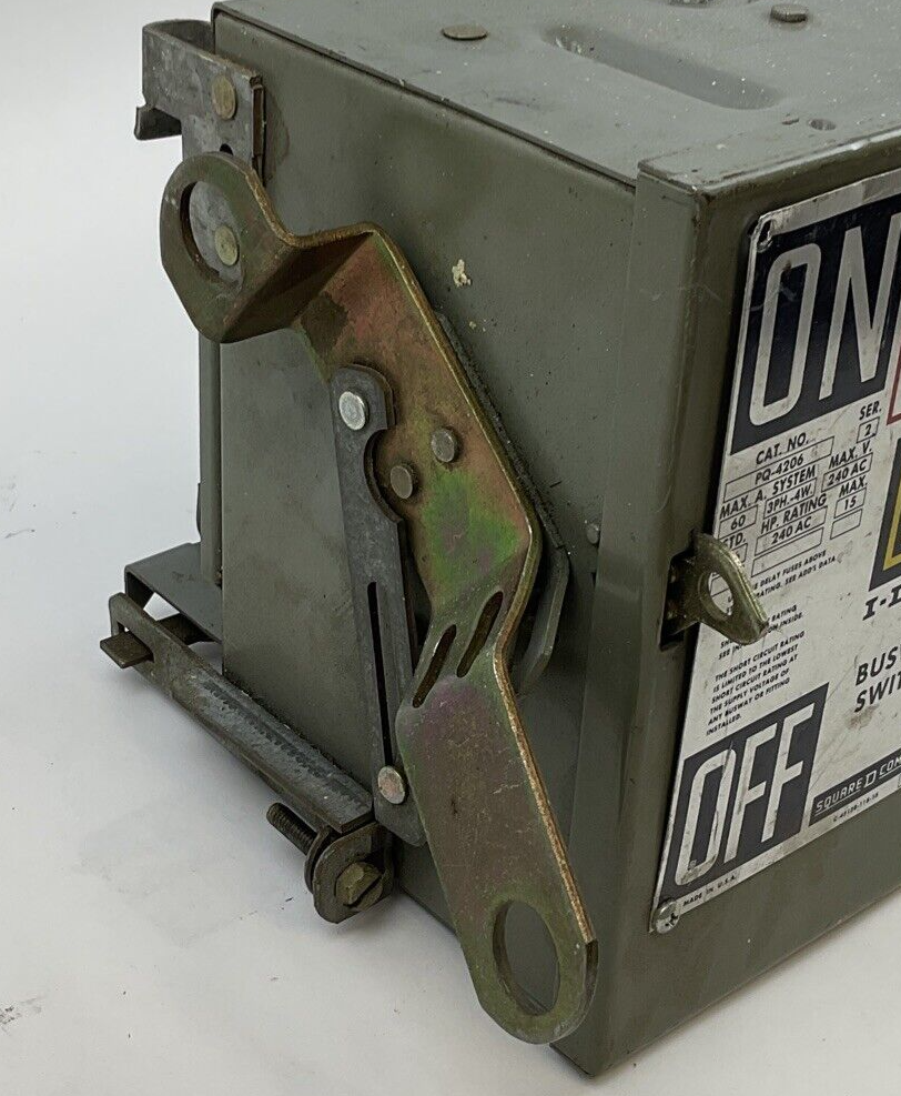 SQUARE D PQ-4206 FUSIBLE BUS PLUG 60AMP 240VAC 3PH SER.2