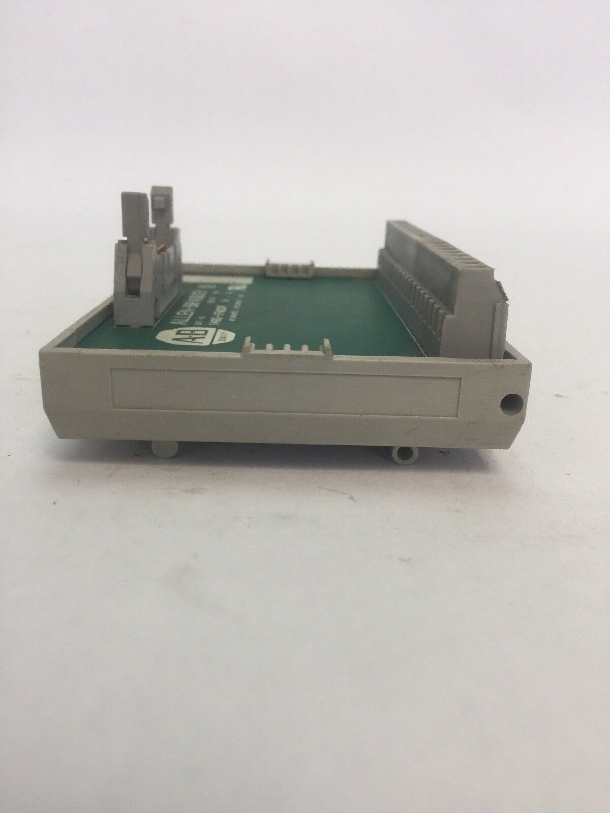 ALLEN BRADLEY 1492-IFM20F INTERFACE MODULE SER A REV A