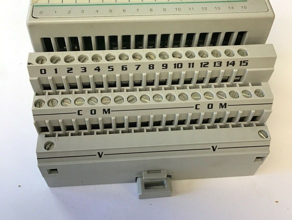 ALLEN BRADLEY 1794-0B16 FLEX I/O 24VDC SOURCE OUTPUT MODULE