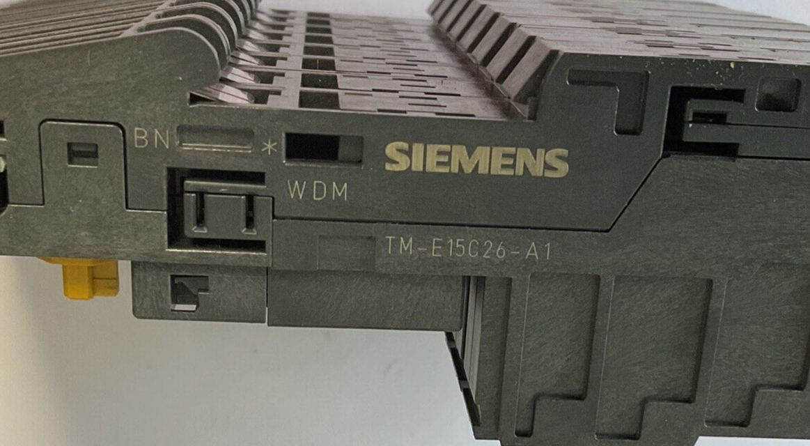 SIEMENS 6ES7 193-4CA50-0AA0 TERMINAL MODULE ***LOTOF8***