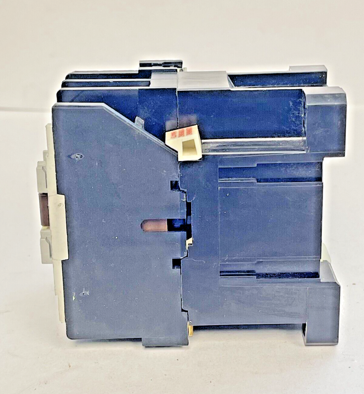 ALLEN BRADLEY - 700-F400A1 SER. B - CONTROL RELAY 120V / 60HZ COIL