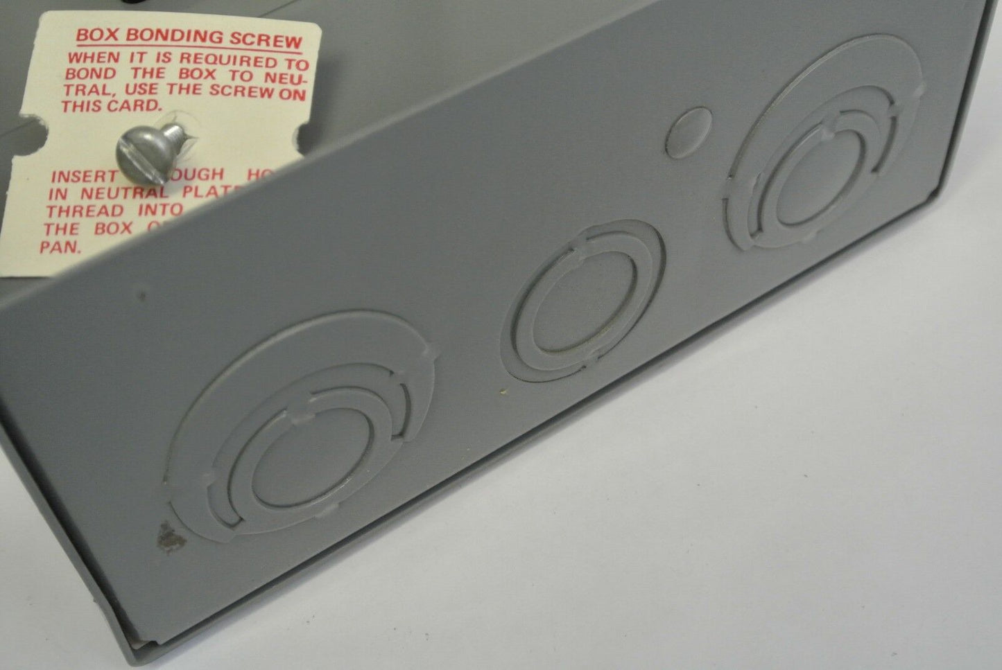 SQUARE D FS-260RB ENCLOSED FUSIBLE PULLOUT, RAINPROOF 120/240VAC 60A NEW SURPLUS