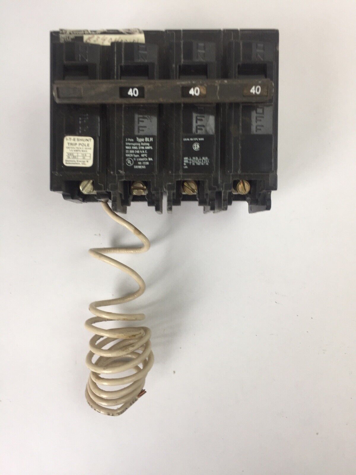 SIEMENS ITE B340H00S01 SHUNT TRIP CIRCUIT BREAKER BOLT ON 3P 40A 240VAC TYPE BLH