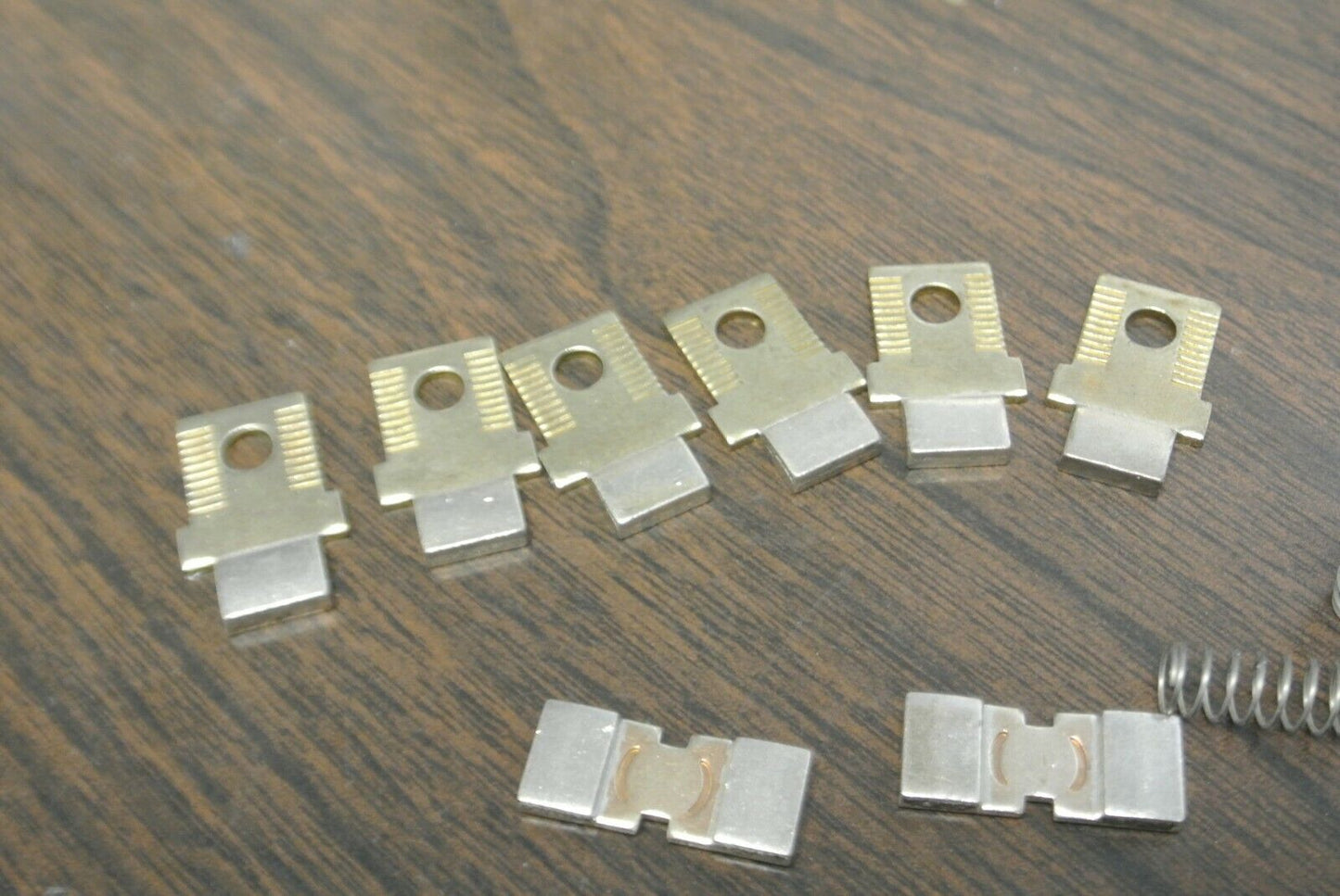 CUTLER-HAMMER 6-331-16 CONTACT KIT / 3 POLE / 40A / NEW SURPLUS