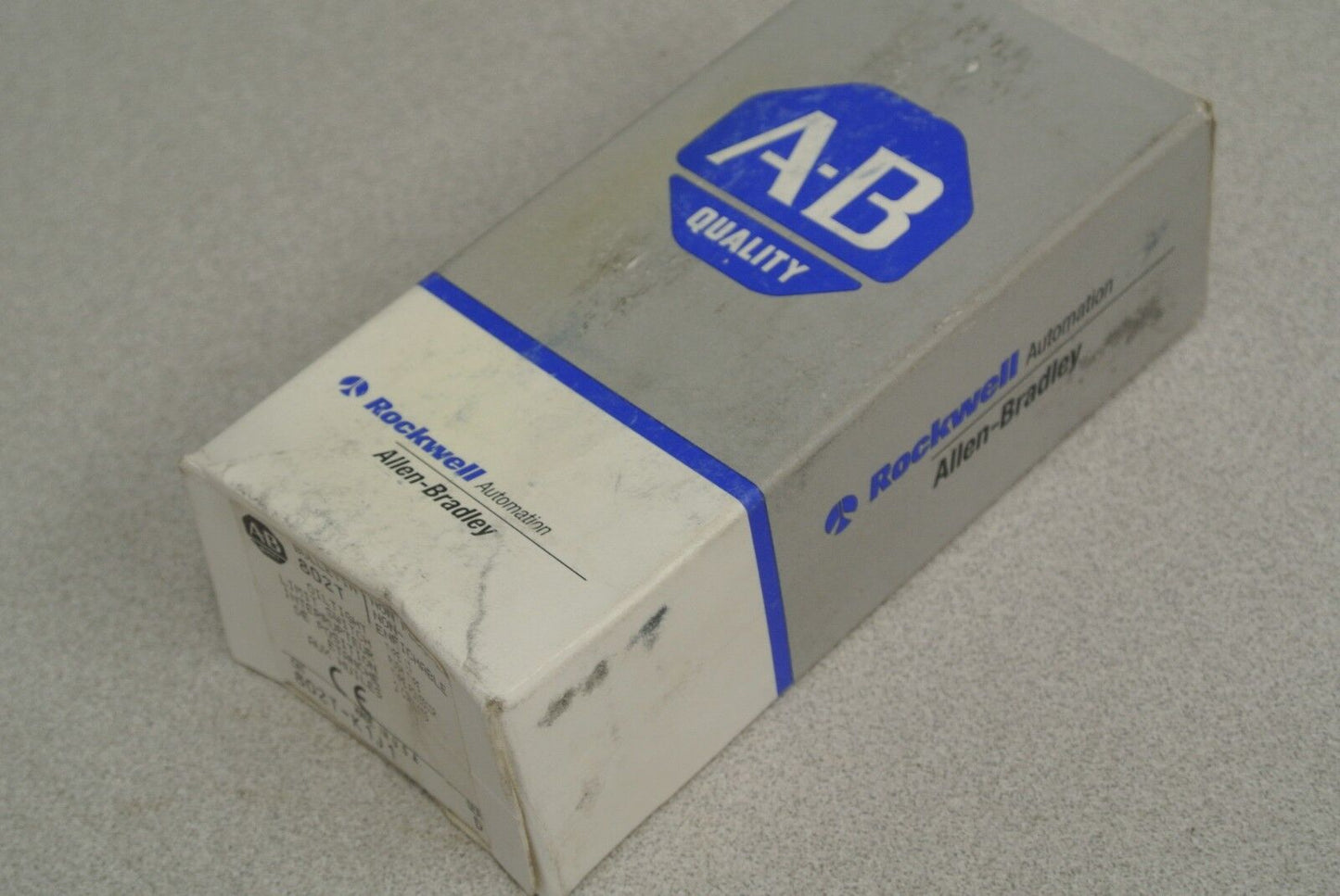 ALLEN-BRADLEY 802T-K1J1 OILTIGHT LIMIT SWITCH Ser. D / NON-PLUG-IN / NEW SURPLUS
