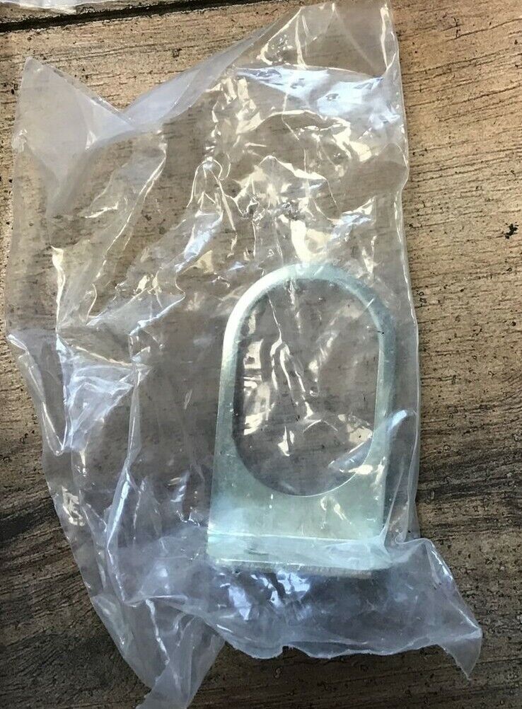 BANNER PHOTOELECTRIC/ SENSOR BRACKET 7 W/NUT 6 W/O NUT ***LOTOF13***