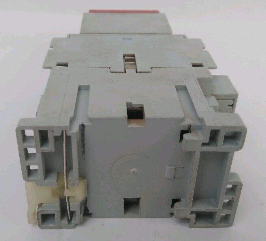 ALLEN BRADLEY 700-CF310* CONTACTOR RELAY 600V 3PH 25A 120V COIL W/ 100S-F 600V