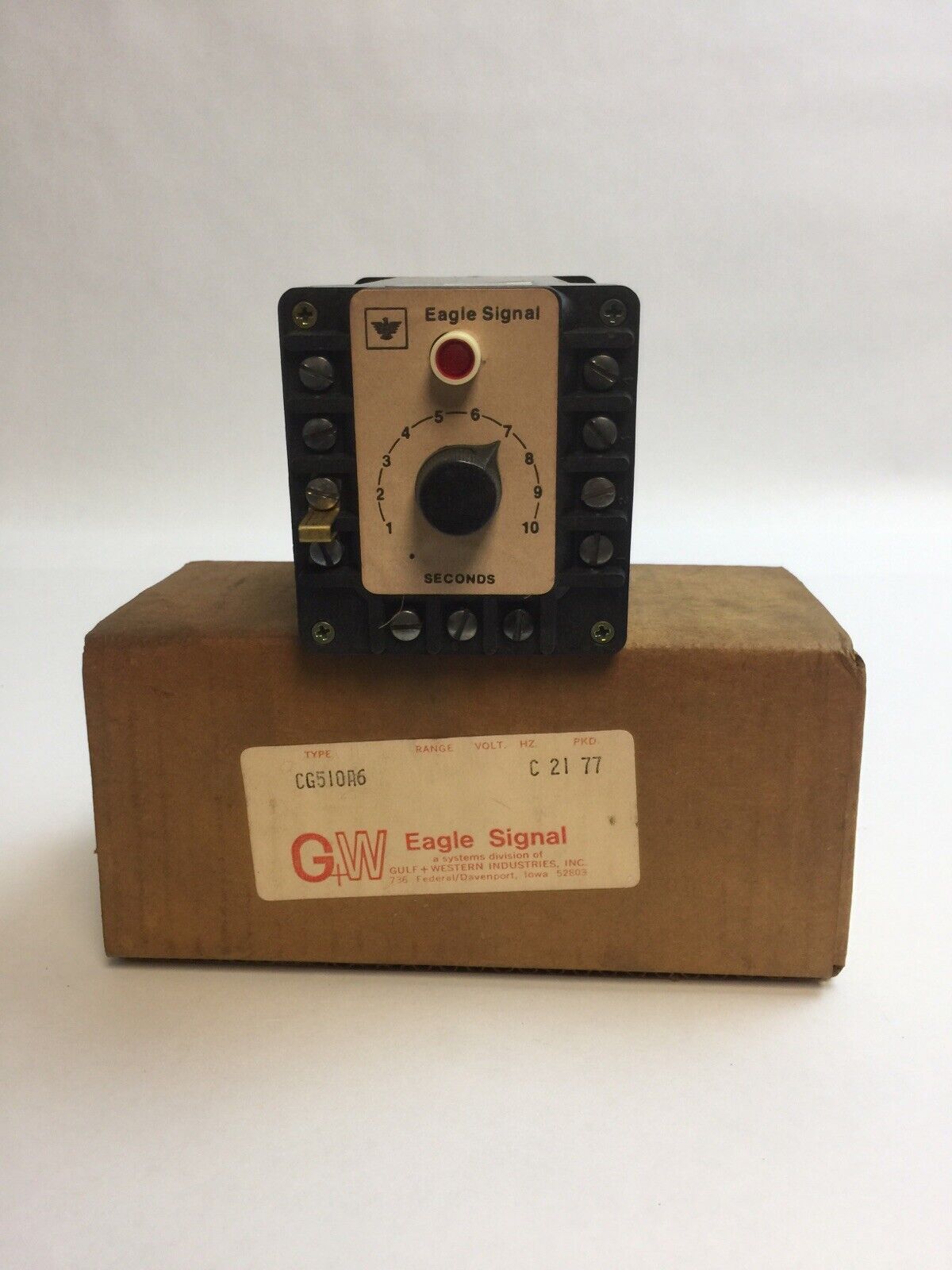 EAGLE SIGNAL CONTROLS CG510A6 TIME DELAY RELAY 5C77X