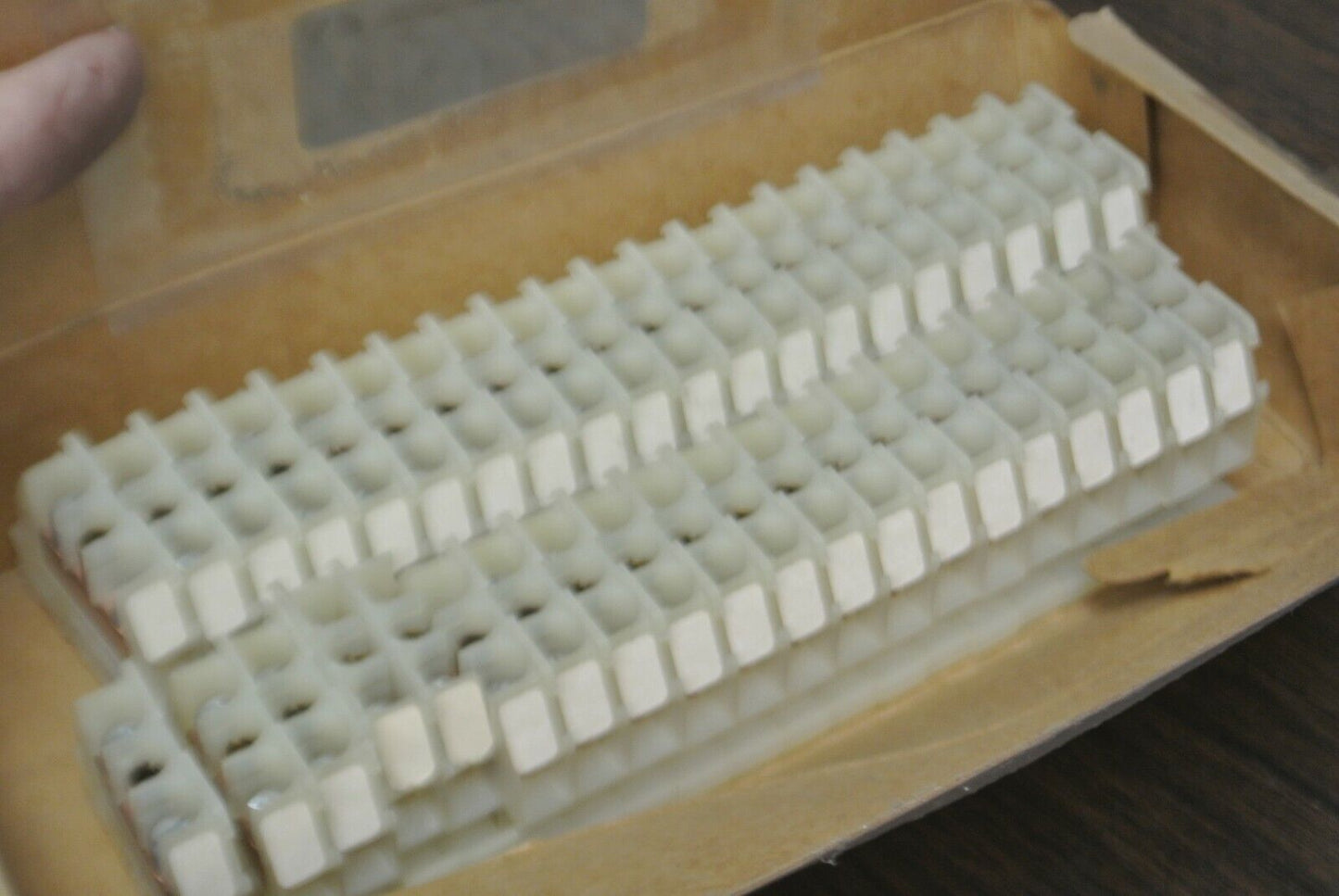 LOT of 40 / SQUARE D 9080 GR6T / TERMINAL BLOCKS / 600V / 60A / NEW SURPLUS