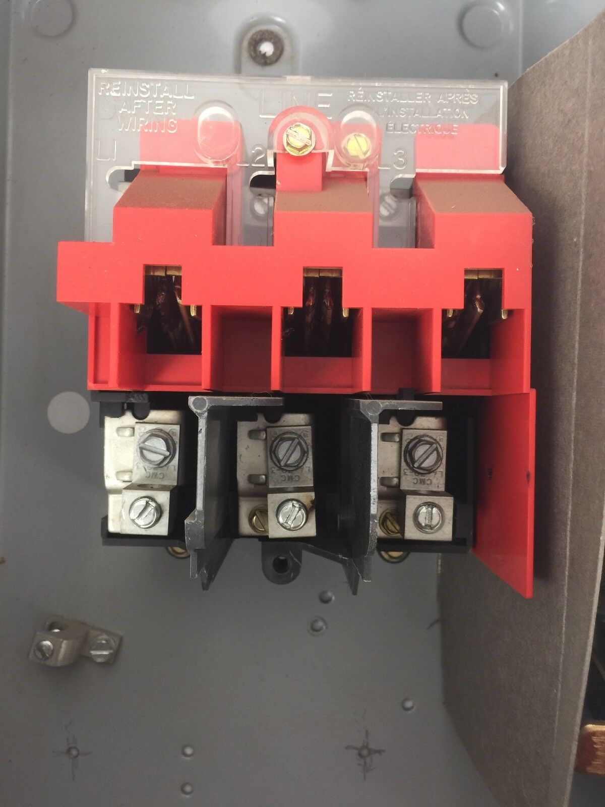 CUTLER HAMMER DH362URK HD SAFETY SWITCH 600VAC 250VDC 60AMP 3P TYPE 3R 60HP 3PH
