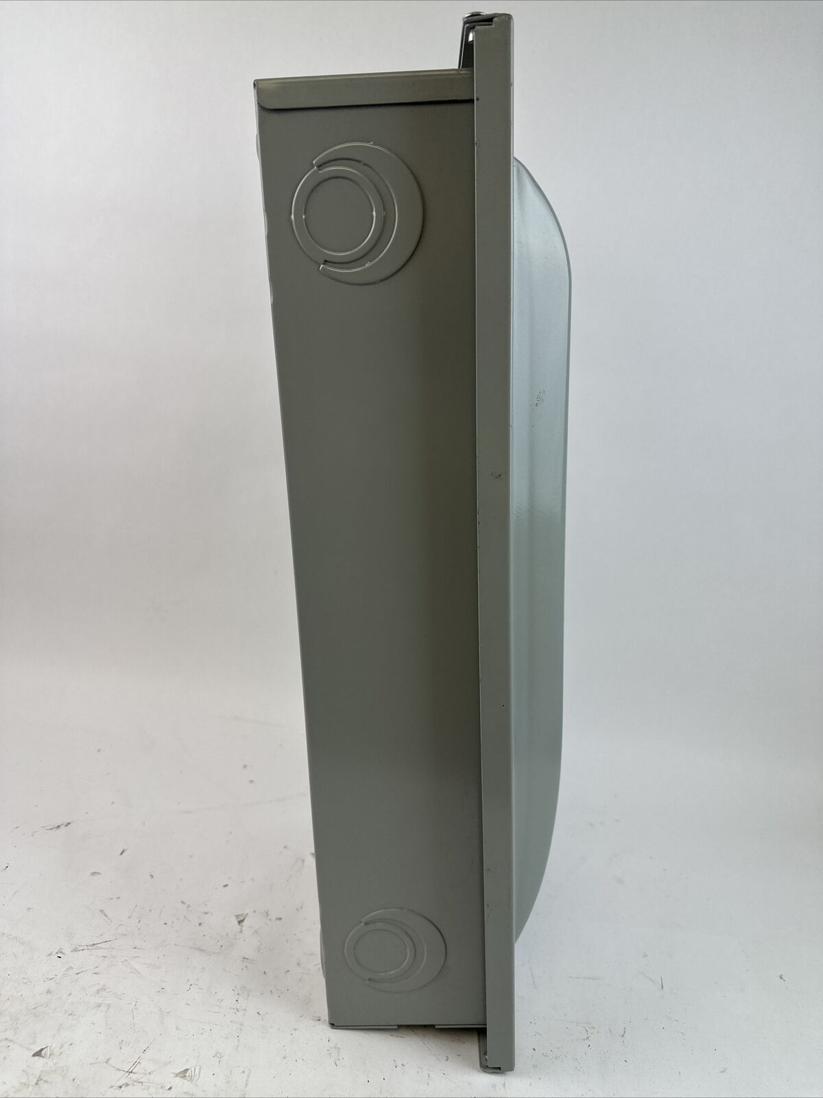 SIEMENS GF323N TYPE VB II 100A 240VAC 3PH 30HP 240VDC 20HP NEMA TYPE 1 FUSIBLE
