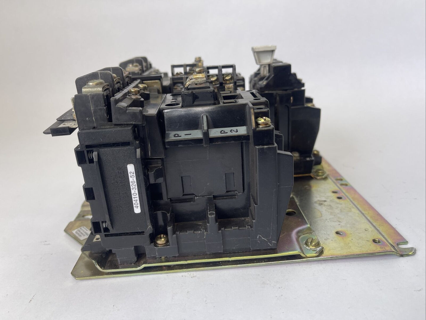 ALLEN BRADLEY 505-B0D SER C REVERSING STARTER 600VAC 27A 10HP COIL 115-120V W50