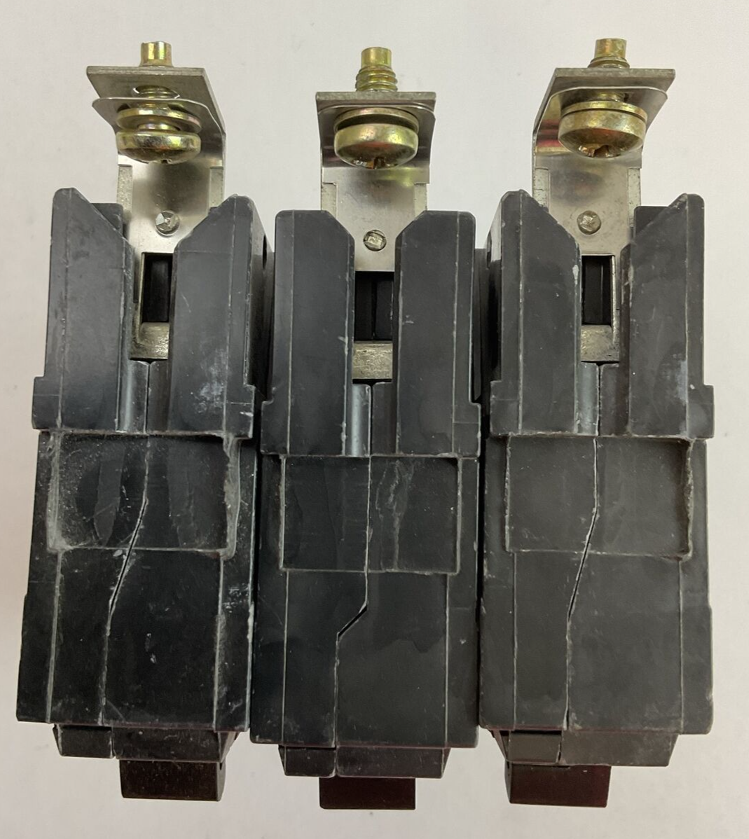 GE THHQB1120 CIRCUIT BREAKER 1POLE 20AMP 120/240VAC 22KA (LOT OF 3)