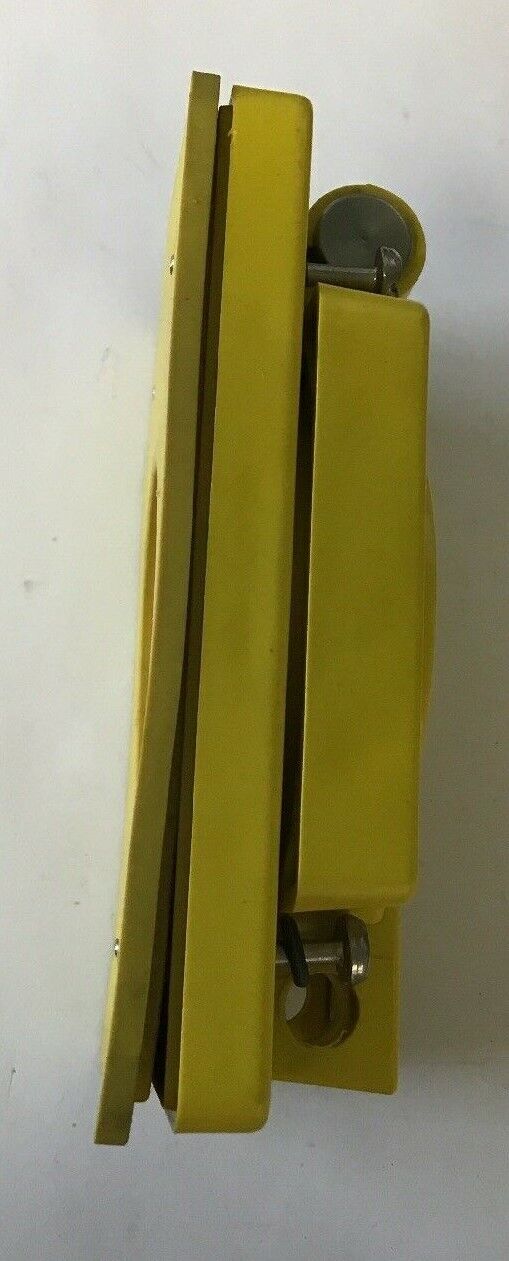 Leviton Yellow Wetguard IP66 Flip Cover Locking Receptacle