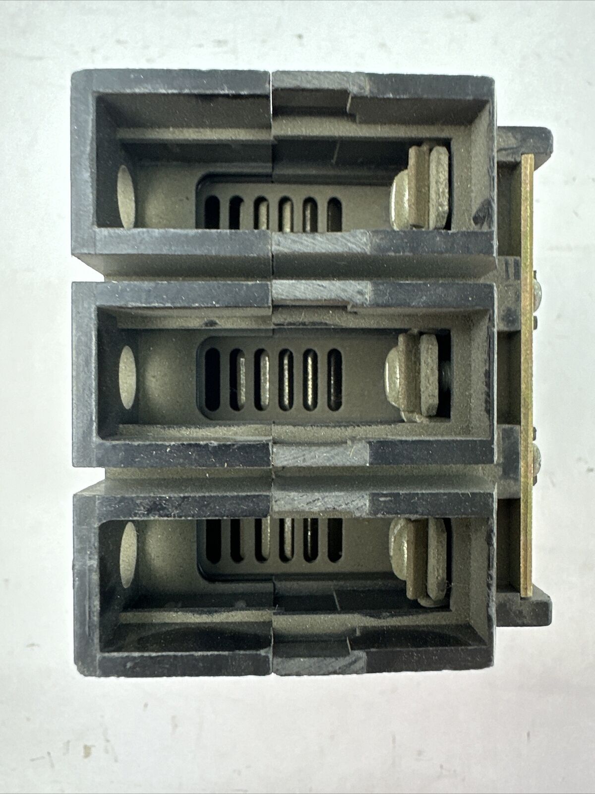 CHALLENGER CHL3020 20AMP 277/480VAC 240VAC 125/250VDC 3POLE CIRCUIT BREAKER